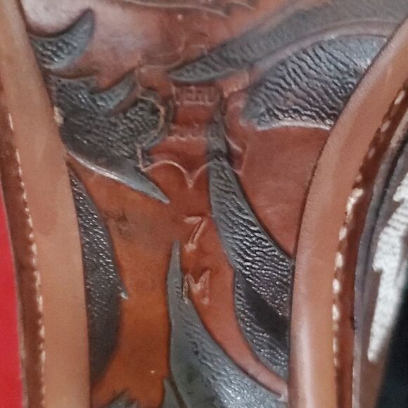 Donald J. Pliner Bozza Western Suede Clogs in Brandy Size 7 - Picture 11 of 14